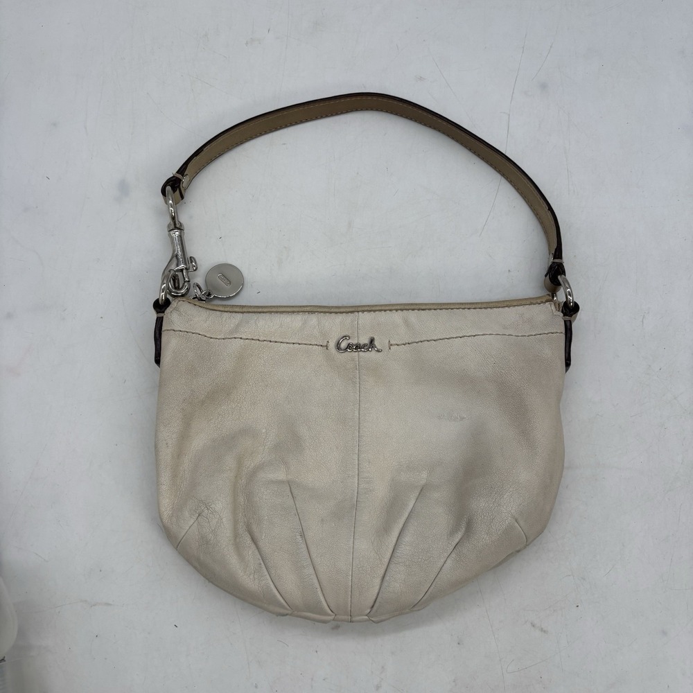 Coach Leather Convertible Shoulder Crossbody F19761 Cream / Platinum Trim Slouch